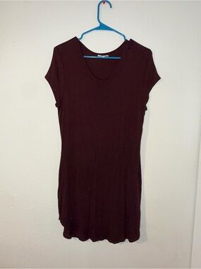 Wet Seal Burgandy Short Sleeve Scoop Tshirt Dress